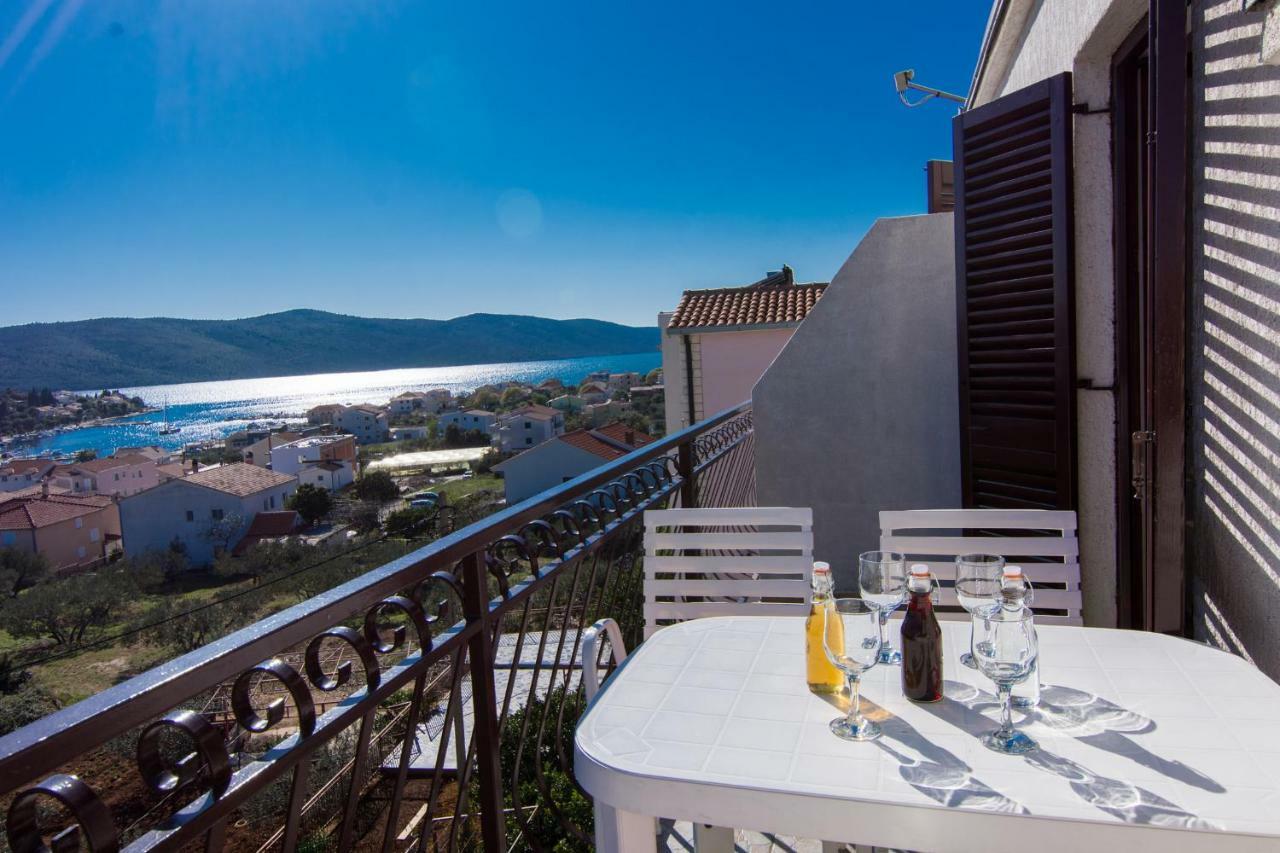 Apartments Jozic Seget Vranjica Luaran gambar