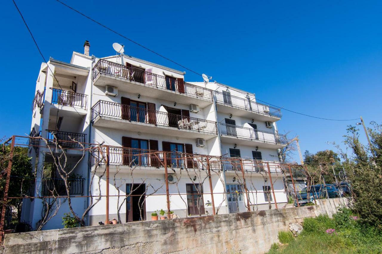 Apartments Jozic Seget Vranjica Luaran gambar