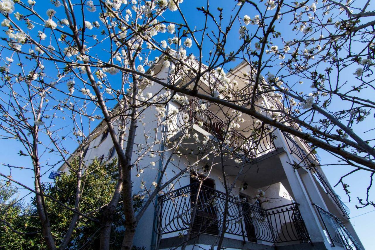Apartments Jozic Seget Vranjica Luaran gambar