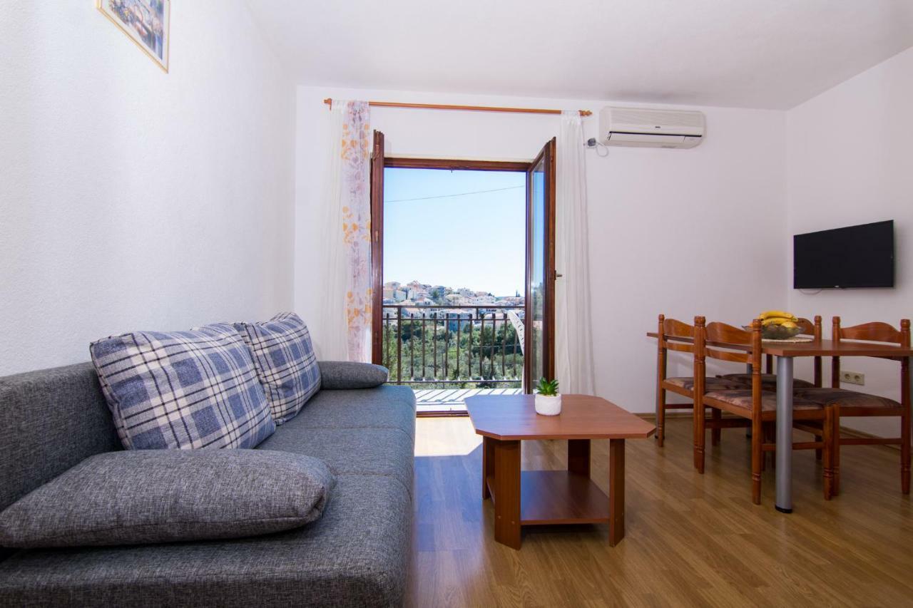 Apartments Jozic Seget Vranjica Luaran gambar